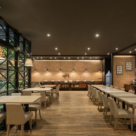 Kindness Hotel-Jue Ming Kaohsiung Dış mekan fotoğraf