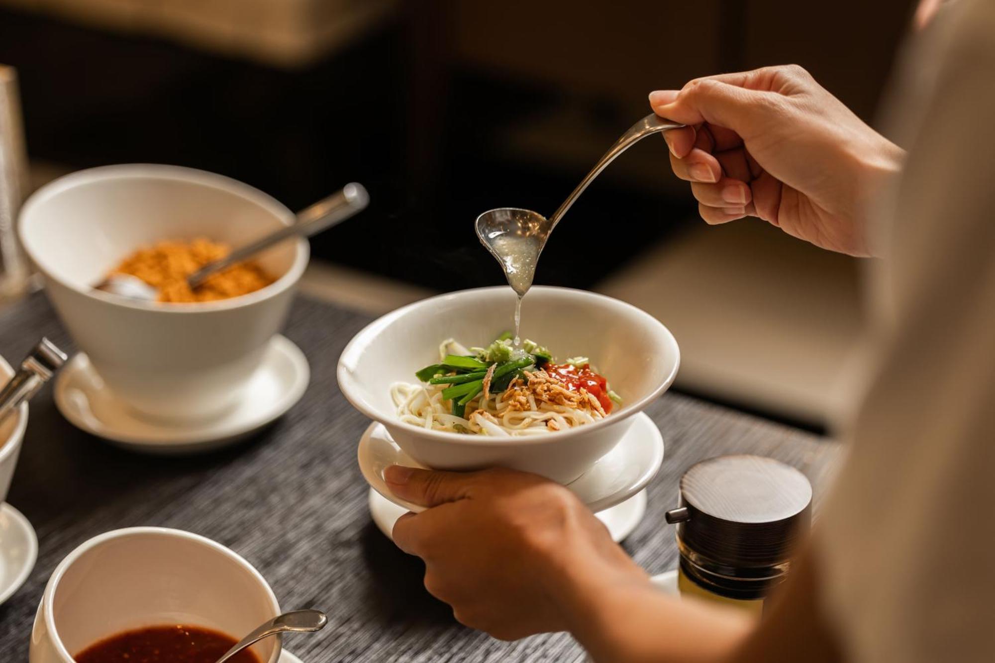 Kindness Hotel-Jue Ming Kaohsiung Dış mekan fotoğraf
